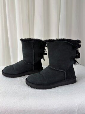 UGG Bailey Bow II Tall Sheepskin Boots Womens Black Size 7 Bows 1016225